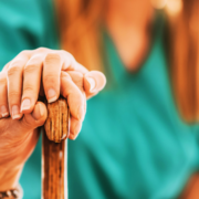 Assistance à la personne en résidence privée pour personnes aînées autonomes et semi-autonomes